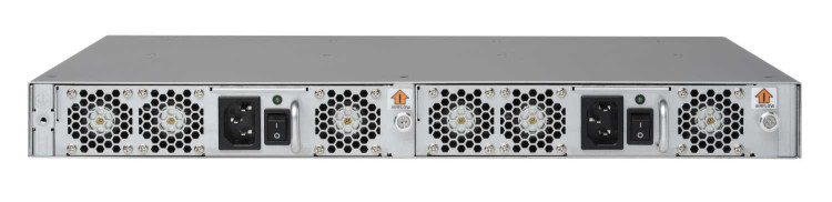 Коммутатор Brocade BR-G610-8-16G-0
